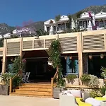 The Mediteran 公寓式酒店