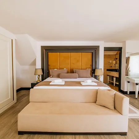 The Mediteran Lejlighedshotel 4*