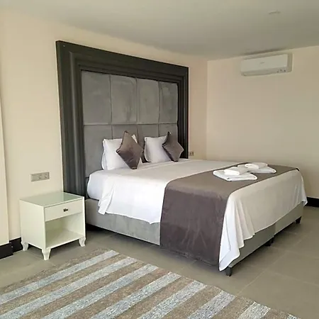 شقة فندقية The Mediteran كالكان