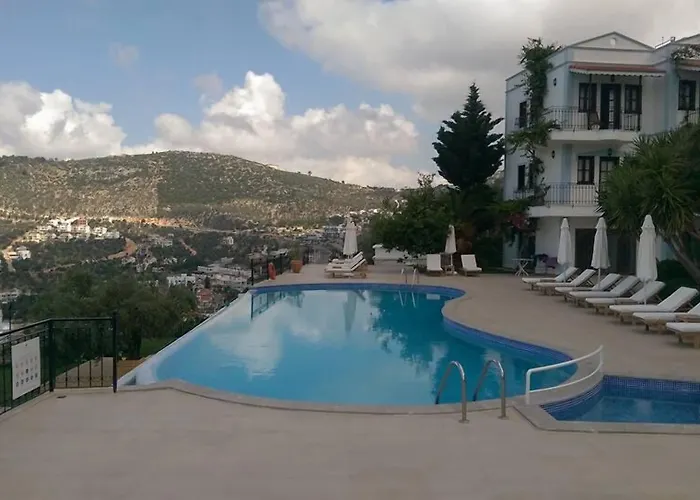 The Mediteran 4*