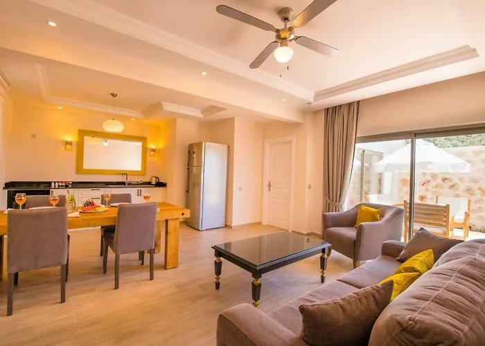 Aparthotel The Mediteran 4*